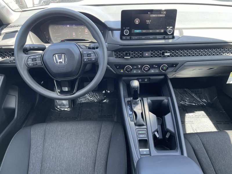 Used 2024 Honda Accord Sedan EX CVT