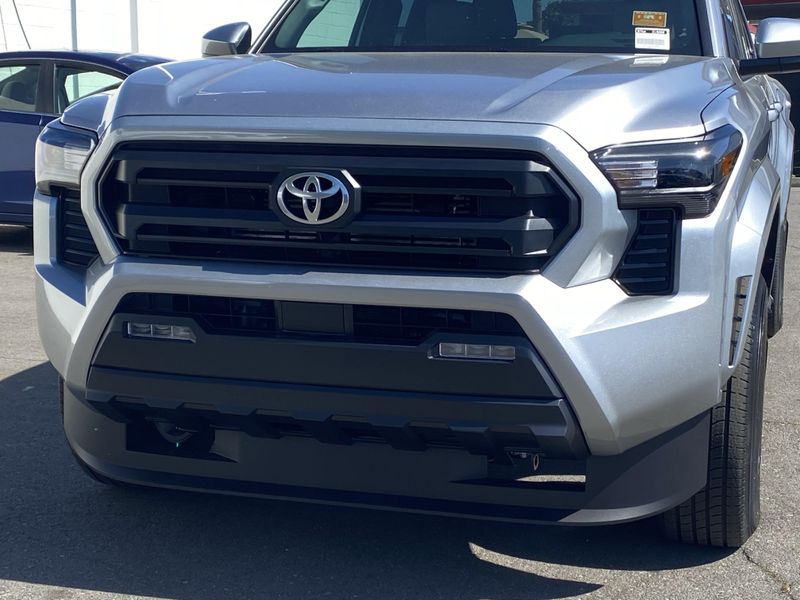 New 2025 Toyota Tacoma SR5Image 7