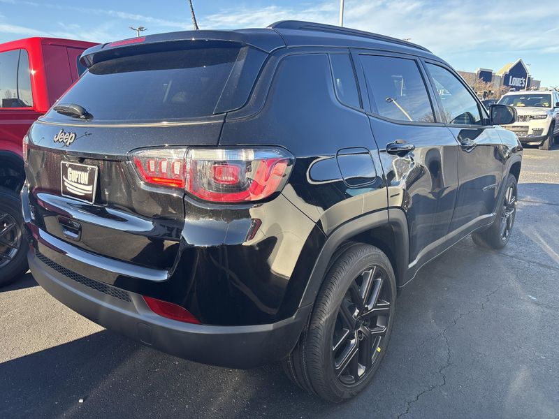 New 2026 Jeep Compass Latitude Altitude 4x4Image 7