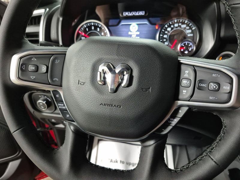 2025 RAM 1500 Big Horn Crew Cab 4x4 6