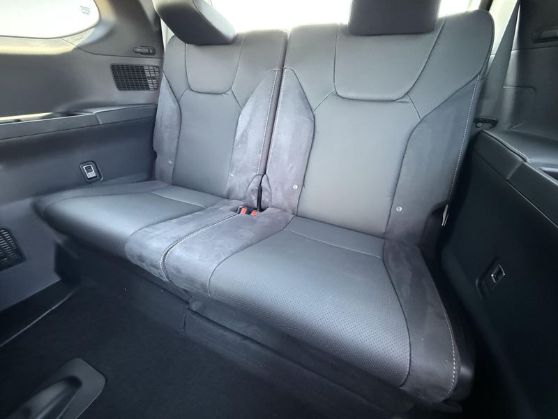 2025 LEXUS TX 350 LuxuryImage 28