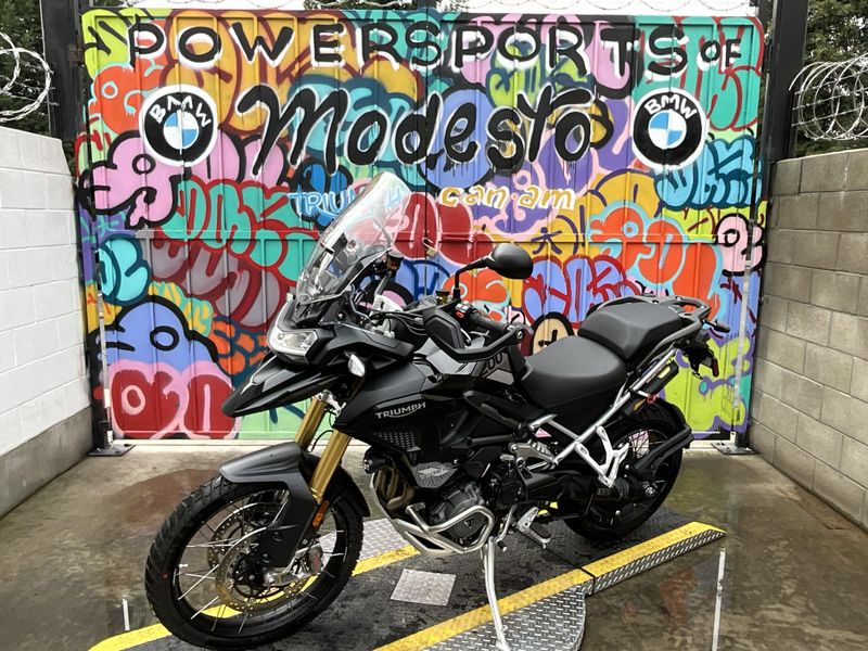 2023 Triumph TIGER 1200 in a SAPPHIRE BLACK exterior color. BMW Motorcycles of Modesto 209-524-2955 bmwmotorcyclesofmodesto.com 