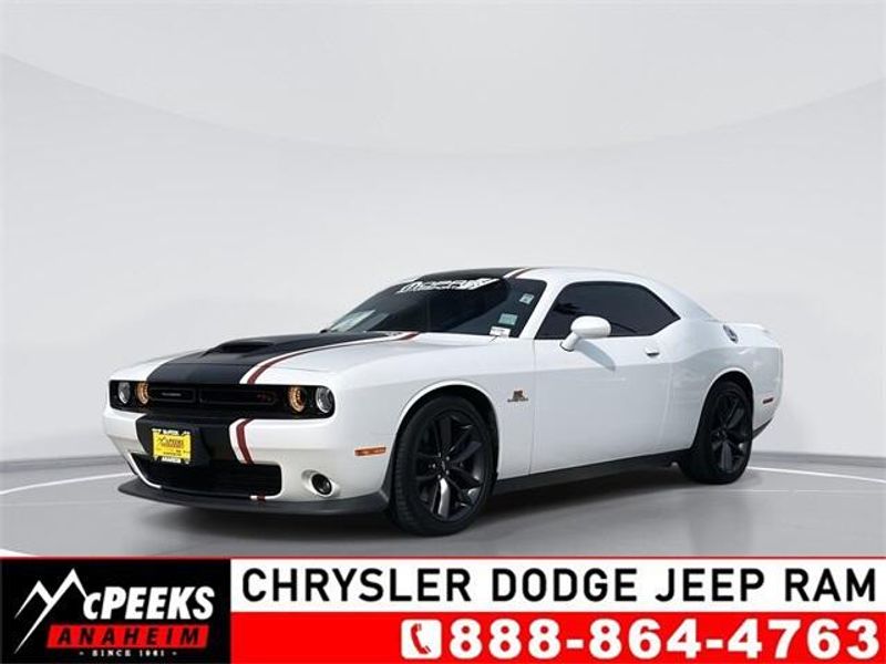 2021 Dodge Challenger R/TImage 1