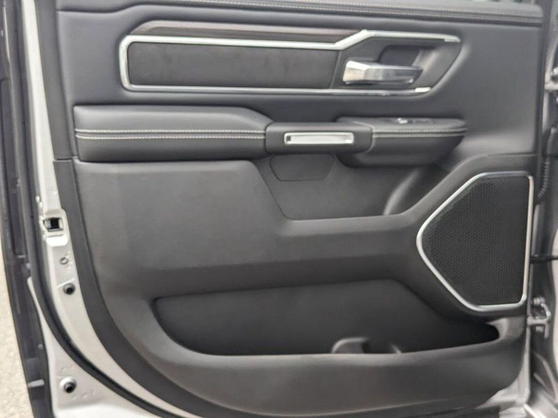 2025 RAM 1500 Laramie Crew Cab 4x4 5