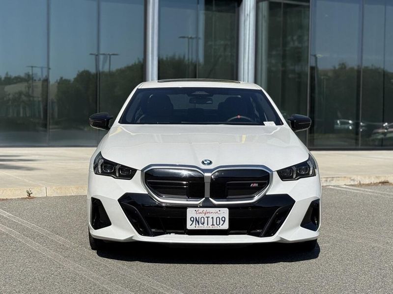 2024 BMW i5 M60Image 3