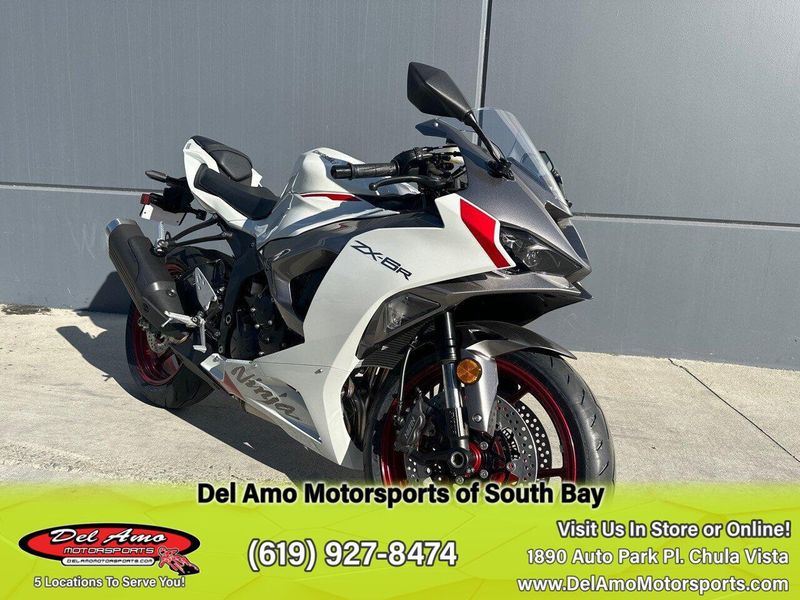 New 2025 Kawasaki NINJA ZX-6R ABS Image 8