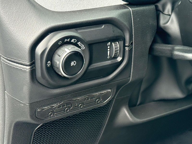 New 2025 Jeep Wrangler 4-door Sahara