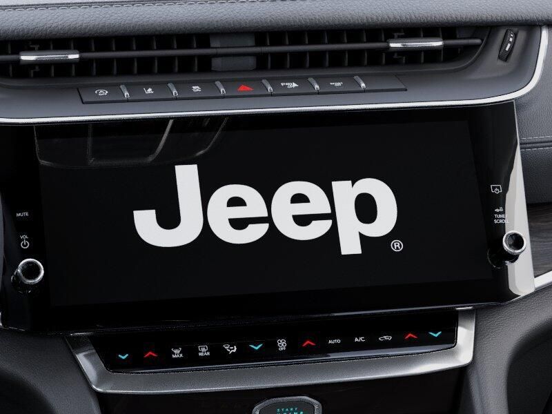 New 2026 Jeep Grand Cherokee L Laredo Altitude 4x4Image 18
