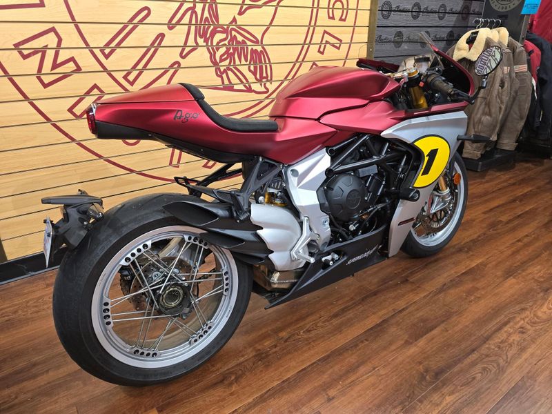 Used 2022 MV Agusta Superveloce Ago Image 6