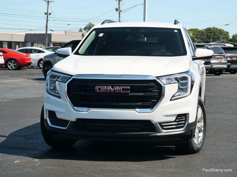Used 2023 GMC Terrain SLE