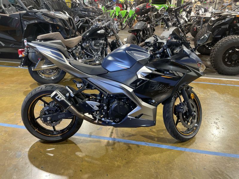 Used 2023 Kawasaki NINJA 400 Image 9
