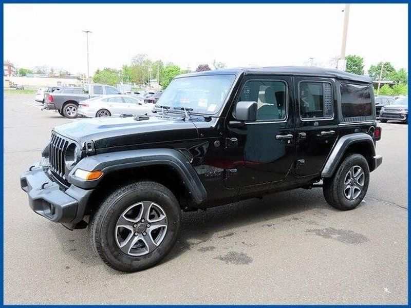 2022 Jeep Wrangler Unlimited Sport SImage 1