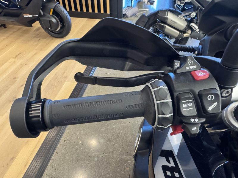 2024 BMW F 800 GS - BLACK STORM METALLIC 