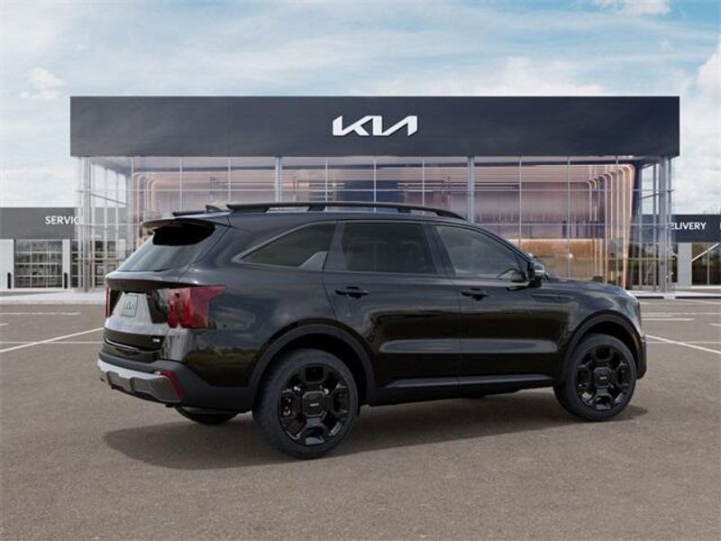 2025 Kia Sorento X-Line SXImage 6