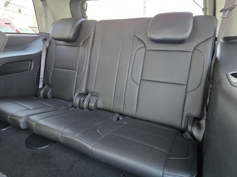 Used 2017 GMC Yukon 2WD 4dr SLT