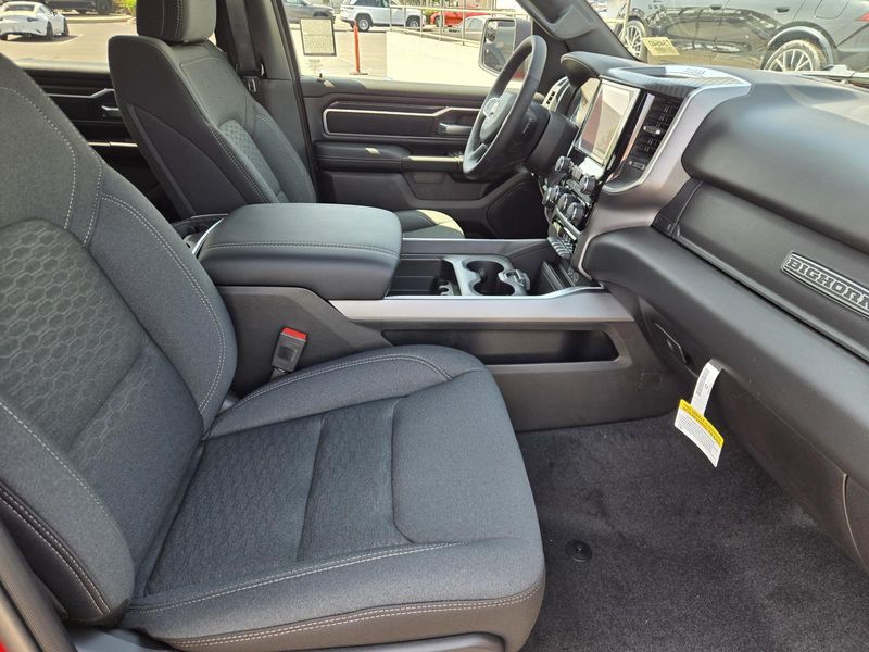 New 2026 RAM 1500 Big Horn Crew Cab 4x4 5'7' Box