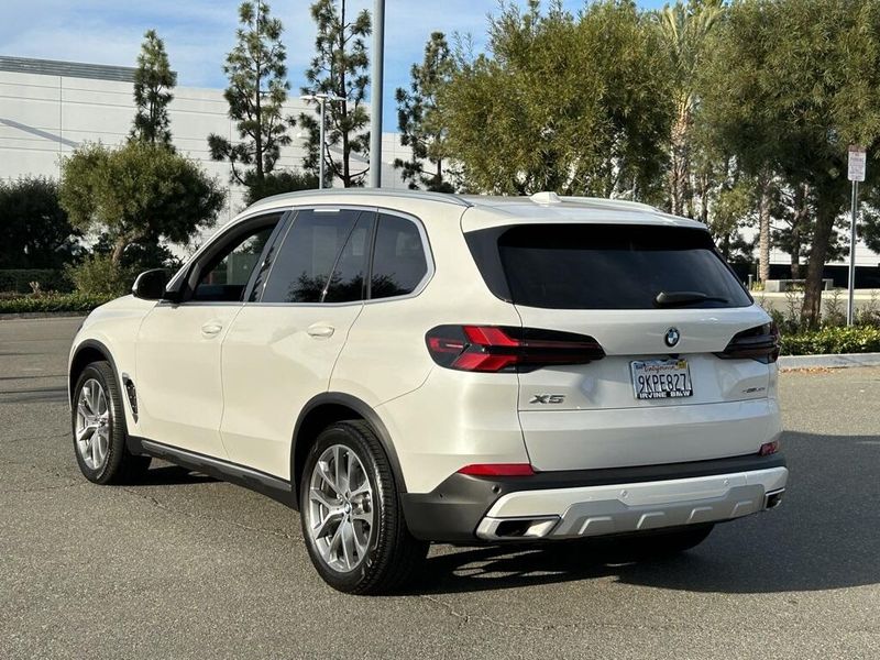 2024 BMW X5 sDrive40iImage 6