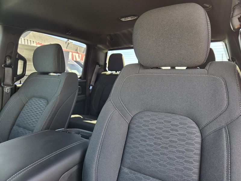 New 2026 RAM 1500 Big Horn Crew Cab 4x4 5'7' Box