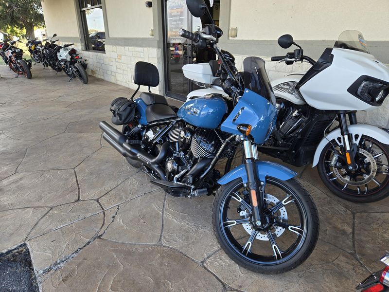 USED 2023 INDIAN MOTORCYCLE CHIEF DARK HORSE ICON 49ST Image 1