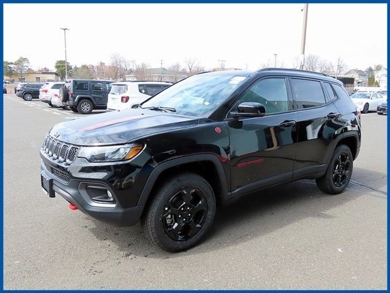 2023 Jeep Compass TrailhawkImage 1
