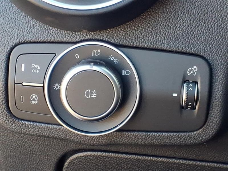 New 2025 Alfa Romeo Stelvio Intensa AwdImage 17