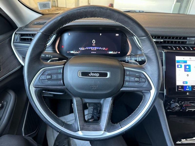 2022 Jeep Grand Cherokee L LimitedImage 2