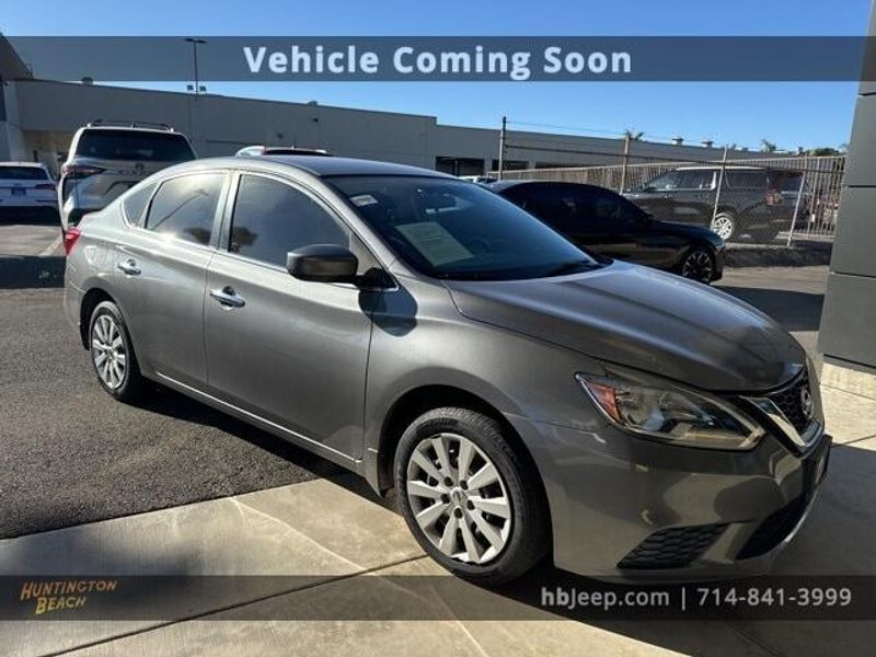 2017 Nissan Sentra SImage 3