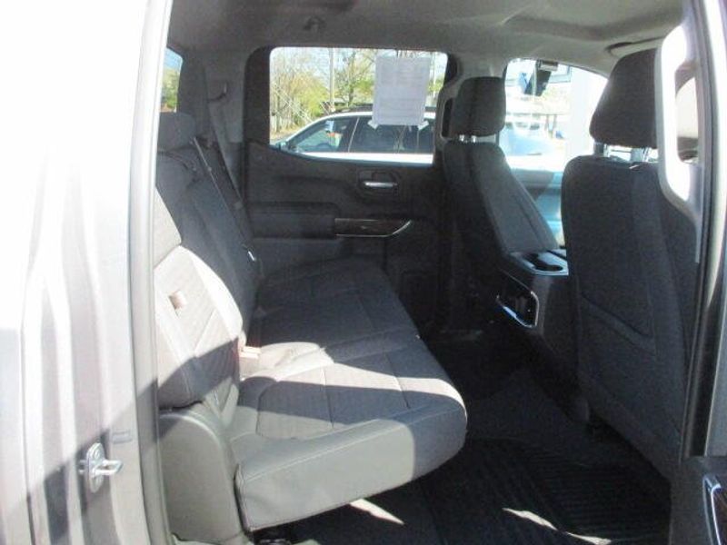 Used 2020 GMC Sierra 1500 ElevationImage 28