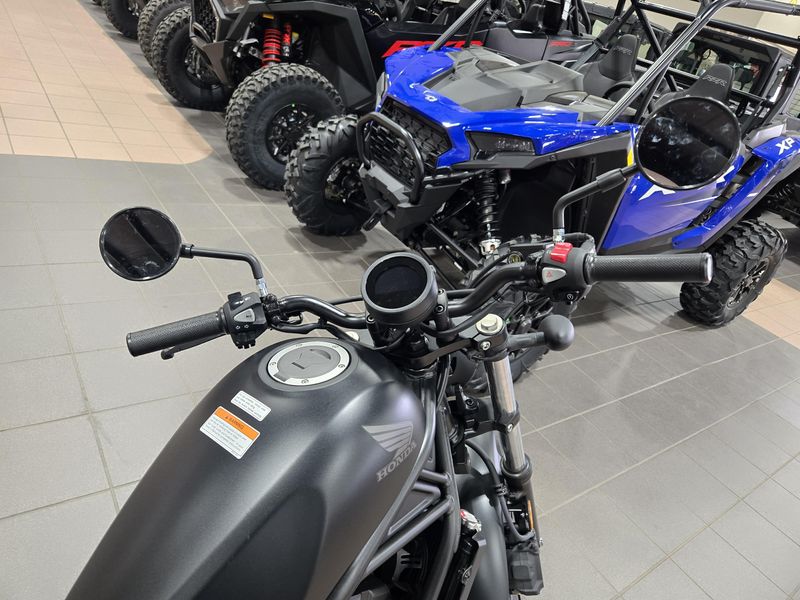 2025 Honda REBEL 300 MATTE BLACK METALLIC Image 13