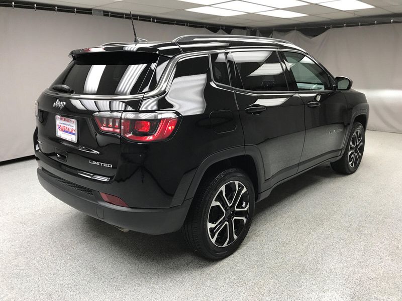 Used 2022 Jeep Compass LimitedImage 12