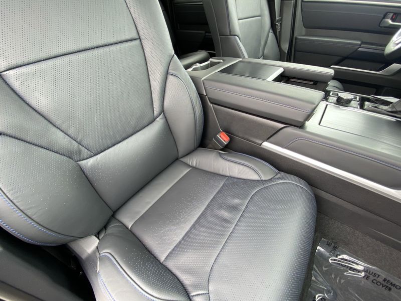 2025 Toyota Tundra Platinum HybridImage 11
