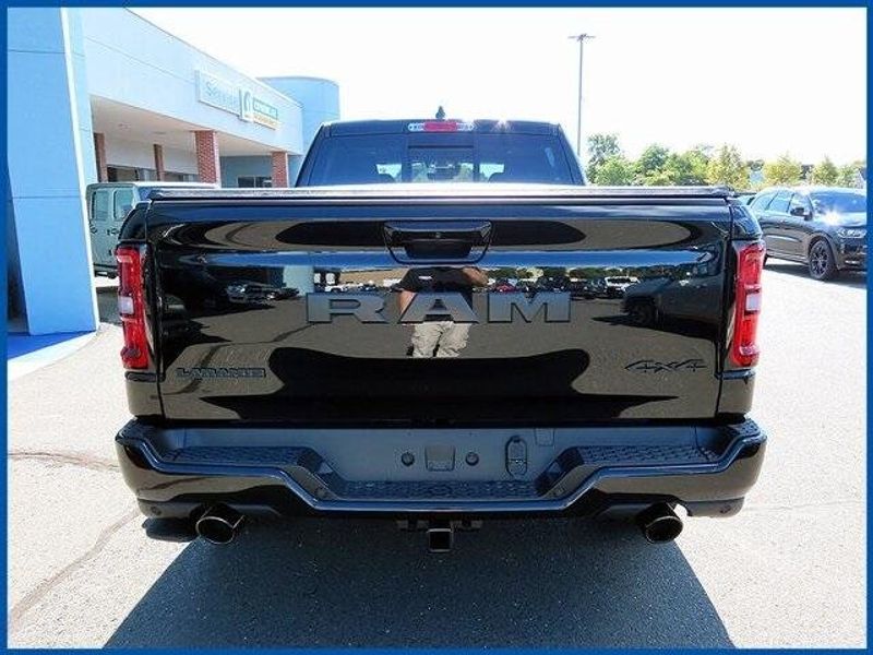 2025 RAM 1500 LaramieImage 6