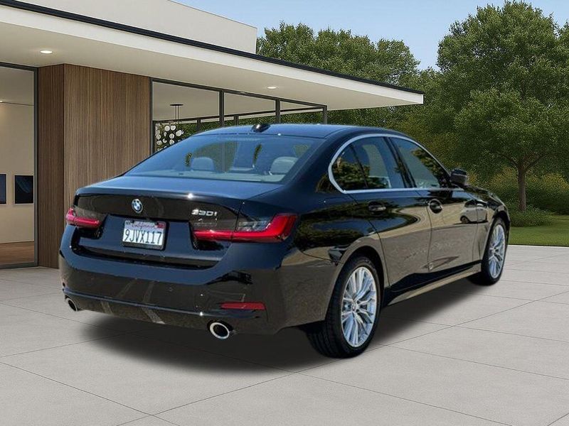 Used 2024 BMW 3 Series 330iImage 8