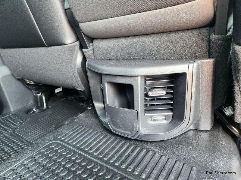 New 2024 RAM 5500 Tradesman Chassis Crew Cab 4x4 84