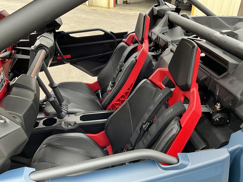 New 2026 Can-Am MAVERICK MAX XDS 64 TURBO RR Image 12