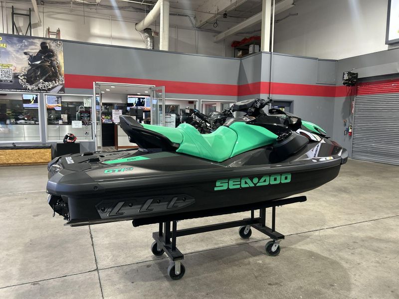 New 2026 Sea-Doo GTI SE 170  (SOUND SYSTEM) Image 13
