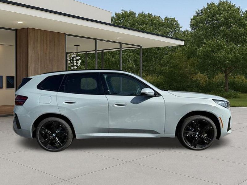 New 2026 BMW X3 30 xDriveImage 7