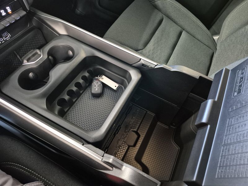 2025 RAM 1500 Big Horn Crew Cab 4x4 5