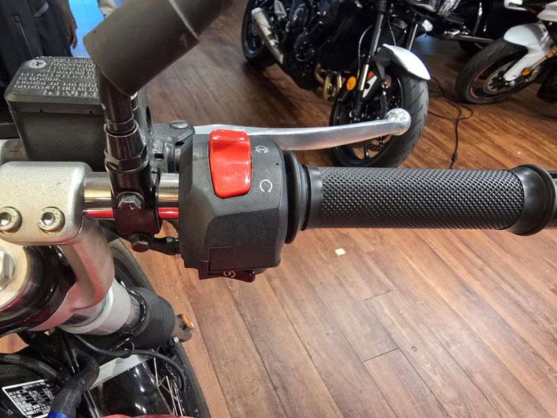Used 2023 Royal Enfield Continental GT Image 9