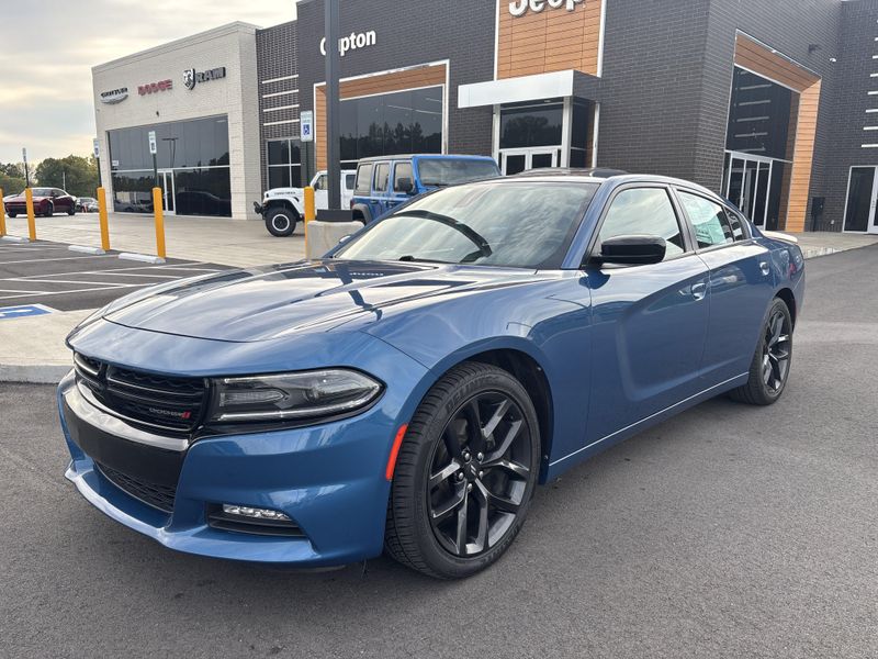 Used 2021 Dodge Charger SXTImage 1