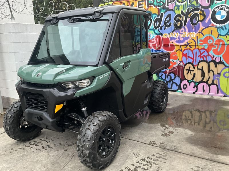 2025 Can-Am DEFENDER HD9 DPS CABImage 3