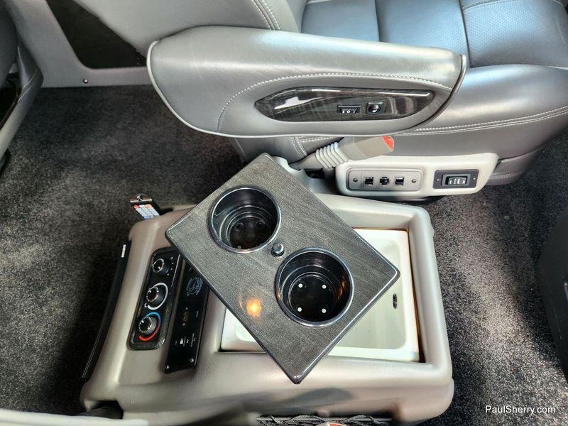 2017 GMC Savana 2500 Image 35