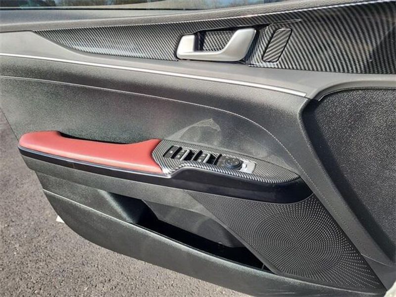 2022 Kia K5 GT-LineImage 23