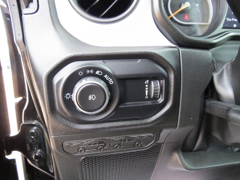 Used 2024 Jeep Wrangler Sport S 4x4 2dr SUVImage 11