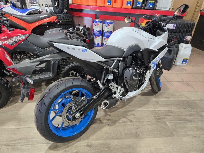 NEW 2026 SUZUKI GSX 8R Image 5