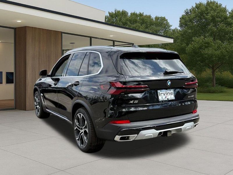 New 2026 BMW X5 sDrive40iImage 12