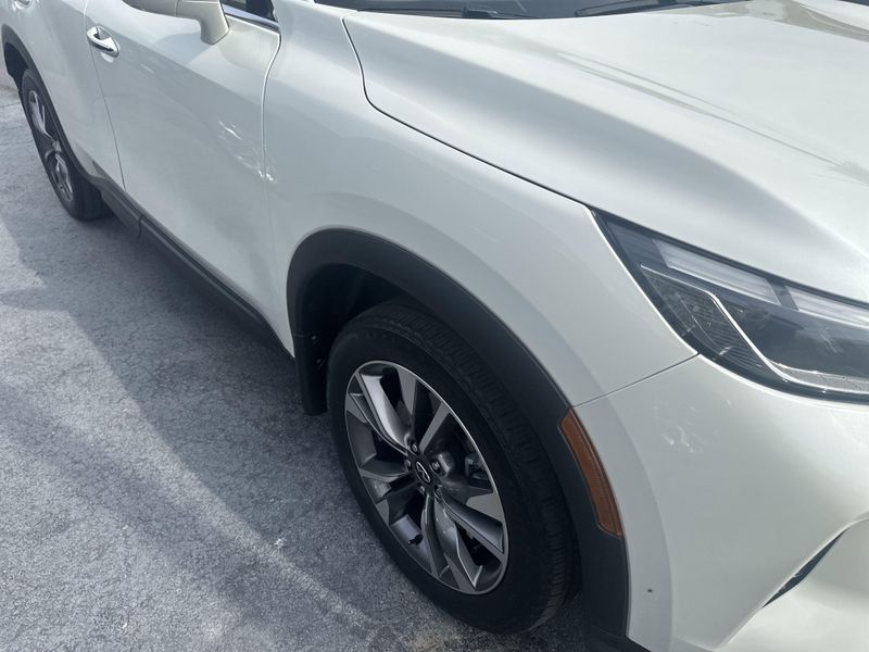 2023 INFINITI QX60 LuxeImage 4