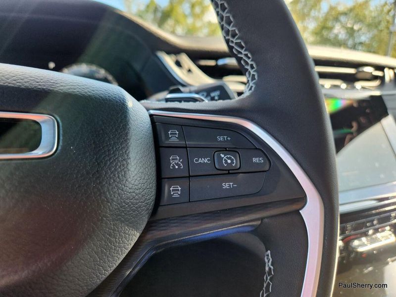 New 2025 Jeep Grand Cherokee Altitude X 4x4