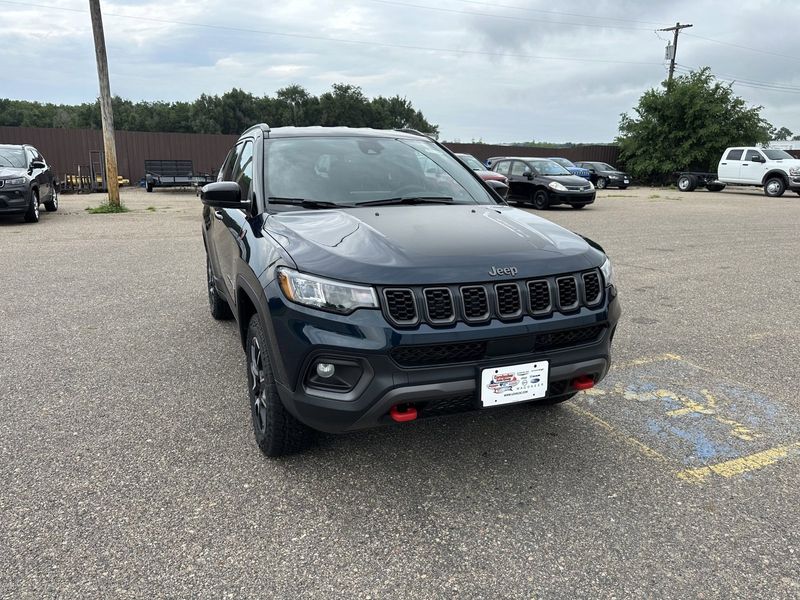 2024 Jeep Compass Trailhawk 4x4Image 2