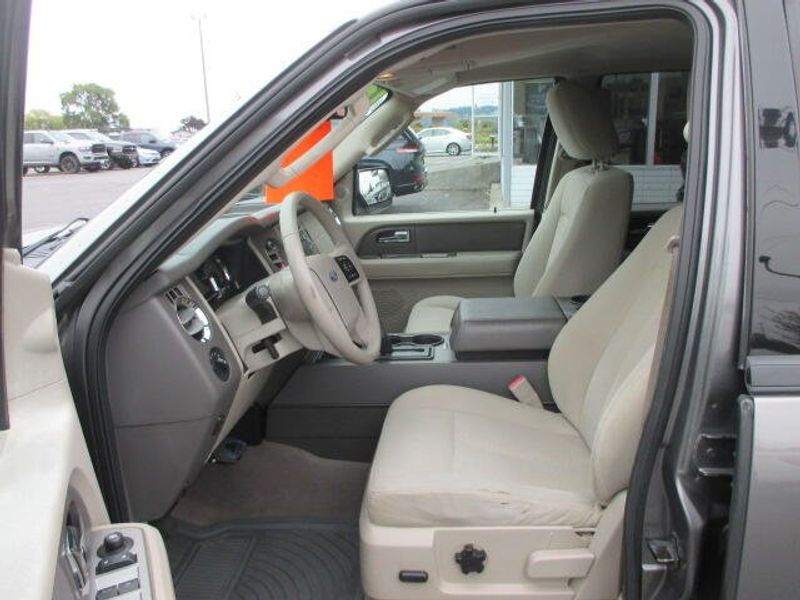 Used 2012 Ford Expedition EL Image 13